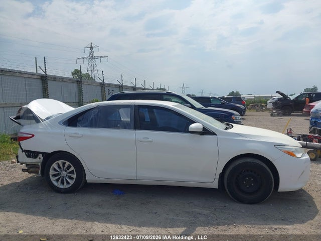 2017 Toyota Camry Le მანქანა იყიდება აუქციონზე, vin: 4T1BF1FK1HU654429, აუქციონის ნომერი: 12632423