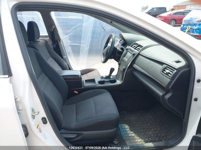 2017 Toyota Camry Le მანქანა იყიდება აუქციონზე, vin: 4T1BF1FK1HU654429, აუქციონის ნომერი: 12632423