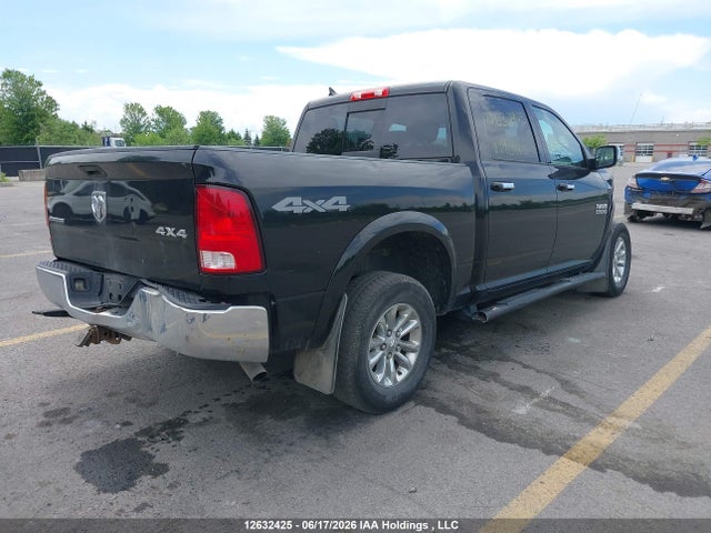 12632425 :رقم المزاد ، 1C6RR7LG4JS190915 vin ، 2018 Ram 1500 Slt مزاد بيع