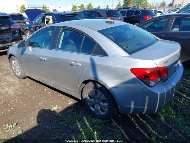 12632430 :رقم المزاد ، 1G1PE5SB8G7204115 vin ، 2016 Chevrolet Cruze مزاد بيع