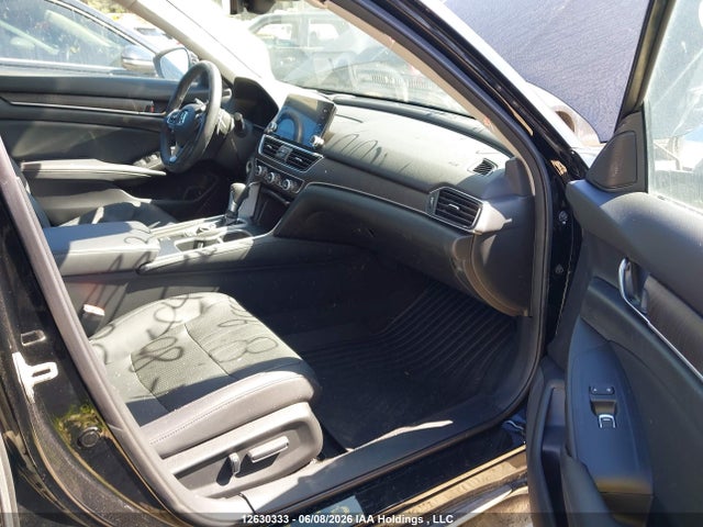 2018 Honda Accord Touring მანქანა იყიდება აუქციონზე, vin: 1HGCV1F97JA804416, აუქციონის ნომერი: 12630333