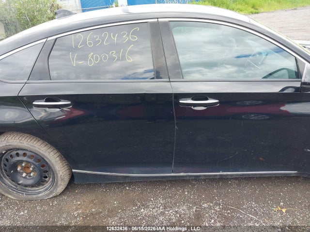 1HGCV1F95JA800316 Honda Accord Touring
