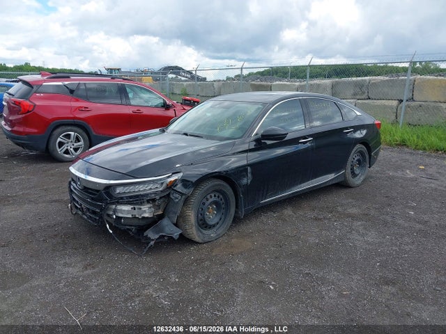 1HGCV1F95JA800316 Honda Accord Touring