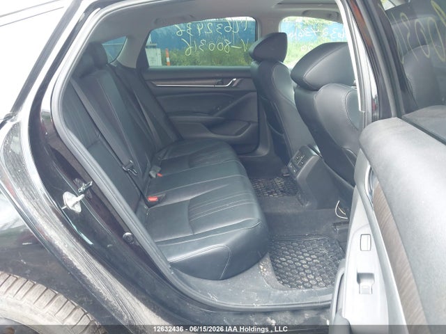 1HGCV1F95JA800316 Honda Accord Touring