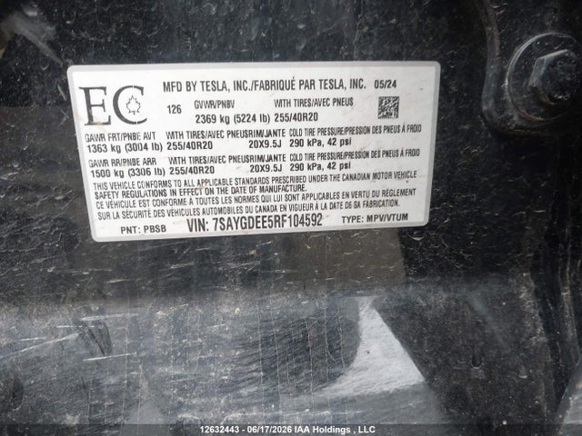 12632443 :رقم المزاد ، 7SAYGDEE5RF104592 vin ، 2024 Tesla Model Y مزاد بيع