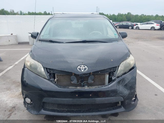Aukcja sprzedaży 2011 Toyota Sienna Se 8 Passenger, vin: 5TDXK3DC4BS168075, numer aukcji: 12632444