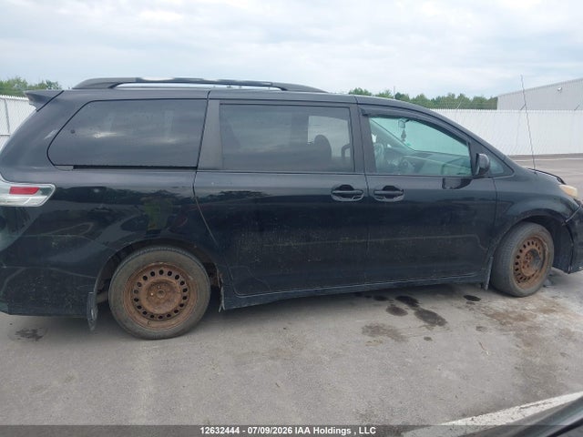 Aukcja sprzedaży 2011 Toyota Sienna Se 8 Passenger, vin: 5TDXK3DC4BS168075, numer aukcji: 12632444