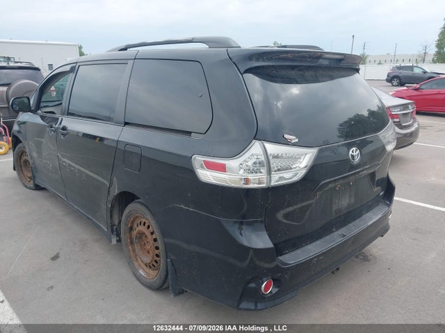 Aukcja sprzedaży 2011 Toyota Sienna Se 8 Passenger, vin: 5TDXK3DC4BS168075, numer aukcji: 12632444