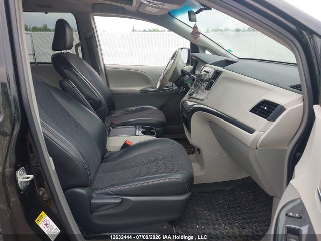 Aukcja sprzedaży 2011 Toyota Sienna Se 8 Passenger, vin: 5TDXK3DC4BS168075, numer aukcji: 12632444