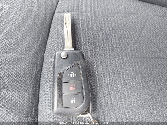 Toyota RAV4 LE 2019 2T3B1RFV6KC005930 Image 11