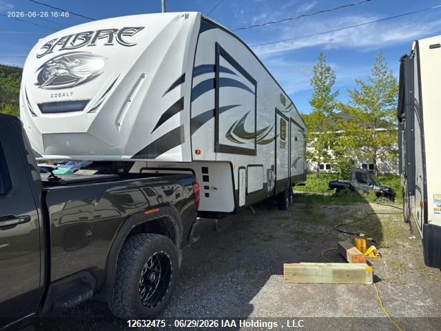 2018 Forest River Sabre 38dbq მანქანა იყიდება აუქციონზე, vin: 4X4FSRM24JR001180, აუქციონის ნომერი: 12632475
