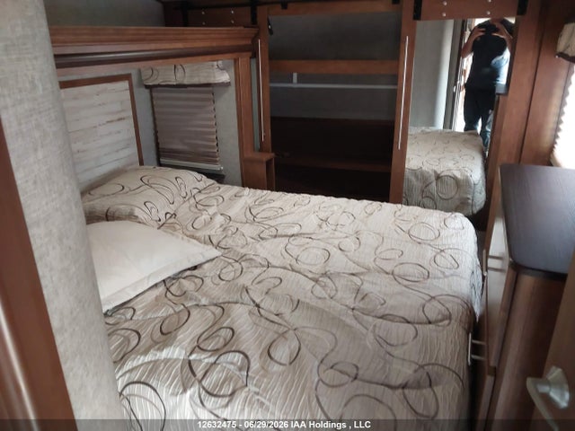 2018 Forest River Sabre 38dbq მანქანა იყიდება აუქციონზე, vin: 4X4FSRM24JR001180, აუქციონის ნომერი: 12632475