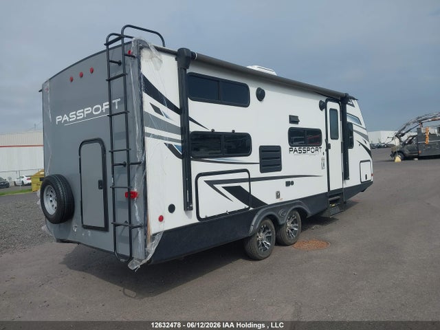 4YDT22120MK416009 Keystone Passport