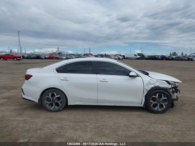 3KPF54AD3ME390075 KIA FORTE EX
