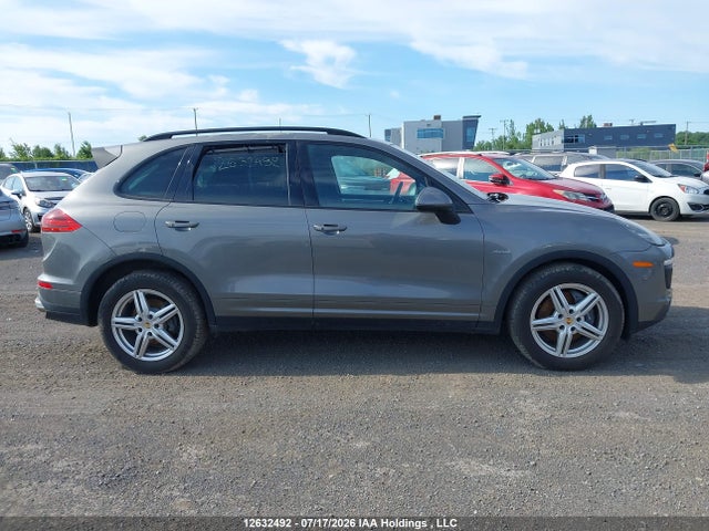 Продаж на аукціоні авто 2015 Porsche Cayenne, vin: WP1AF2A20FLA36307, номер лоту: 12632492