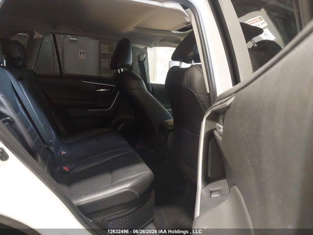 Продаж на аукціоні авто 2024 Toyota Rav4 Xle/woodland Edition, vin: 2T3RWRFV0RW194227, номер лоту: 12632496