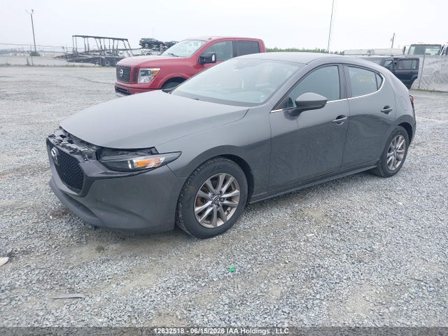 Mazda 3 Gx 2020 JM1BPAK76L1158832 Image 2
