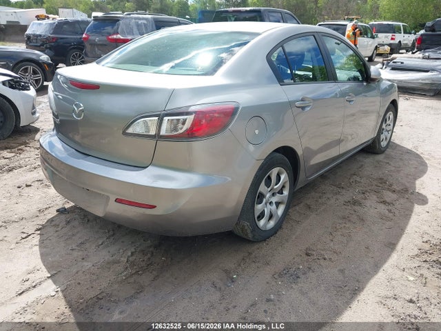 Продаж на аукціоні авто 2012 Mazda Mazda3 Gx, vin: JM1BL1UF8C1586207, номер лоту: 12632525