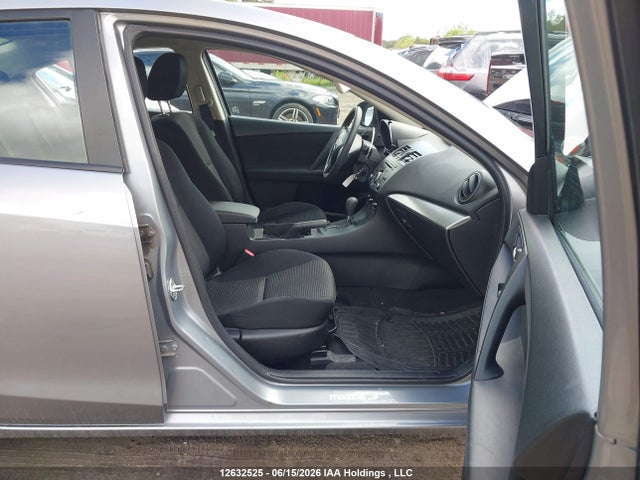 Продаж на аукціоні авто 2012 Mazda Mazda3 Gx, vin: JM1BL1UF8C1586207, номер лоту: 12632525