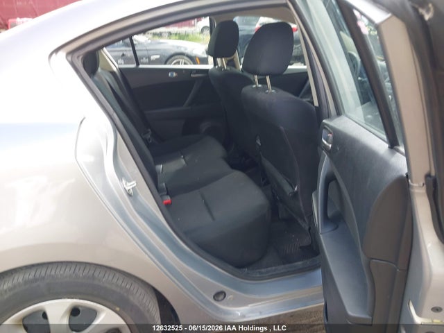 Продаж на аукціоні авто 2012 Mazda Mazda3 Gx, vin: JM1BL1UF8C1586207, номер лоту: 12632525