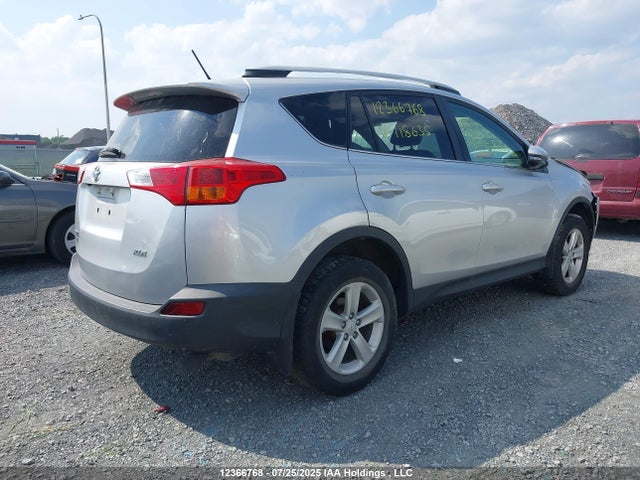 2014 Toyota Rav4 Xle მანქანა იყიდება აუქციონზე, vin: 2T3WFREV0EW118635, აუქციონის ნომერი: 12366768