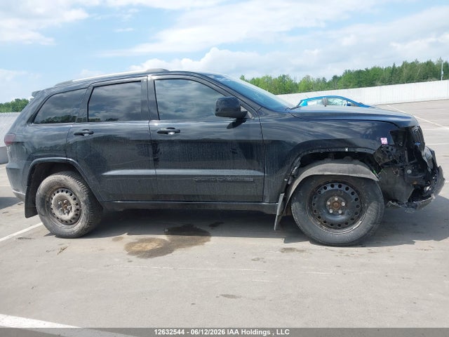 2020 Jeep Grand Cherokee Laredo მანქანა იყიდება აუქციონზე, vin: 1C4RJFAG2LC310723, აუქციონის ნომერი: 12632544