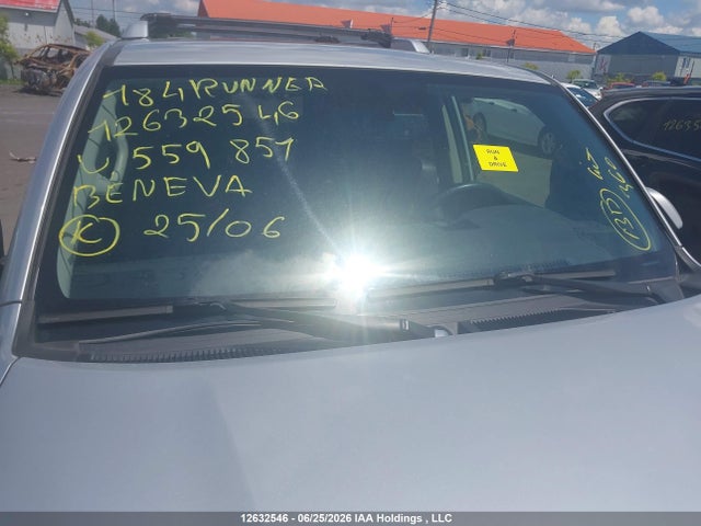 Toyota 4RUNNER SR5 2018 JTEBU5JR4J5559851 Image 17