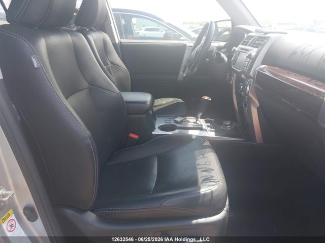 Toyota 4RUNNER SR5 2018 JTEBU5JR4J5559851 Image 5