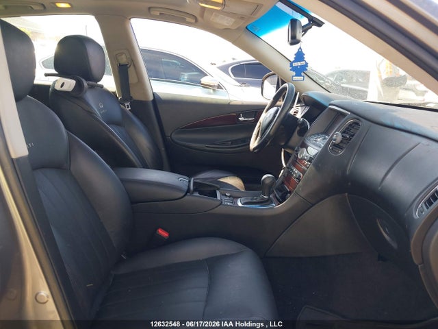 12632548 :رقم المزاد ، JN1AJ0HR6AM751024 vin ، 2010 Infiniti Ex35 Journey مزاد بيع
