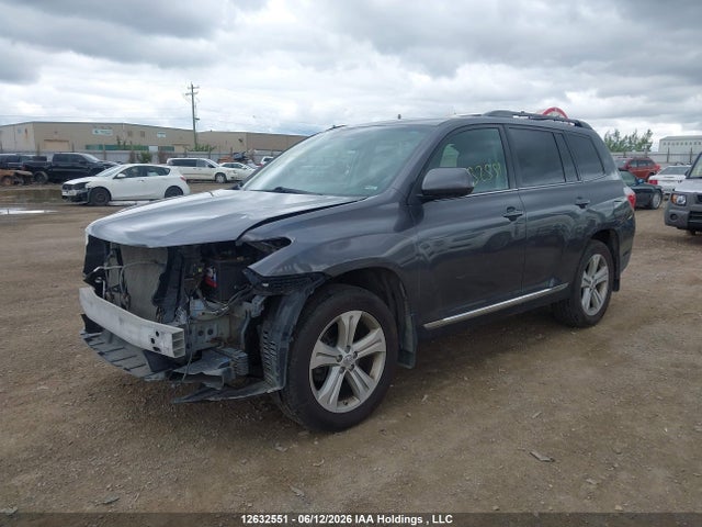 Aukcja sprzedaży 2013 Toyota Highlander V6, vin: 5TDBK3EH3DS252640, numer aukcji: 12632551