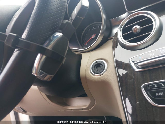 Продаж на аукціоні авто 2015 Mercedes-benz C 300 4matic, vin: 55SWF4KB9FU044182, номер лоту: 12632562