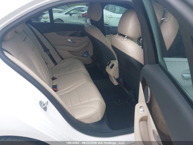 Продаж на аукціоні авто 2015 Mercedes-benz C 300 4matic, vin: 55SWF4KB9FU044182, номер лоту: 12632562