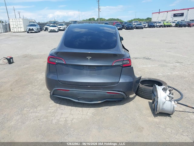 Продаж на аукціоні авто 2021 Tesla Model Y, vin: 5YJYGDEDXMF113754, номер лоту: 12632563