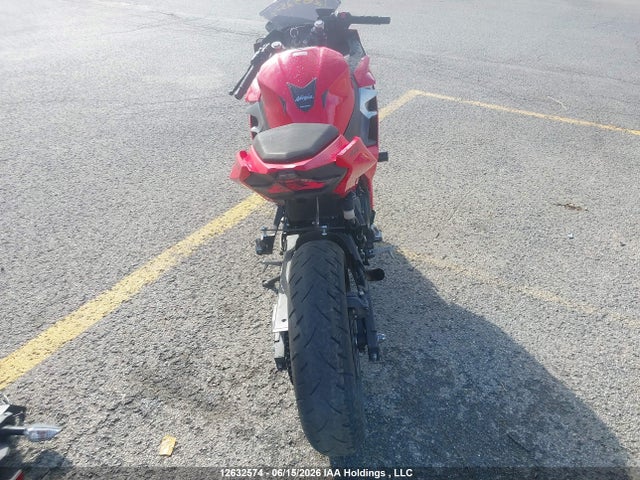 Kawasaki EX400 2018 JKAEXKG15JDA10834 Image 6