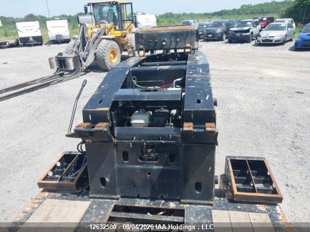 X-l Specialized Trailers Inc 2025 4U3J05332SL023648 Image 9