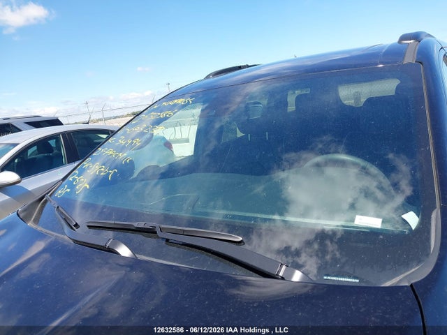Chrysler Pacifica Limited 2025 2C4RC1GG5SR603235 Image 17