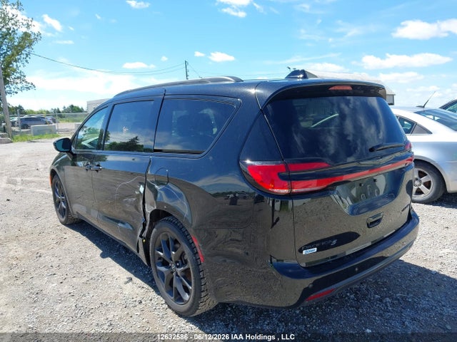 Chrysler Pacifica Limited 2025 2C4RC1GG5SR603235 Image 3