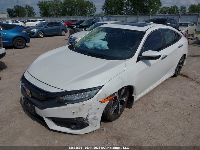 Honda Civic Touring 2017 2HGFC1F91HH102865 Image 2