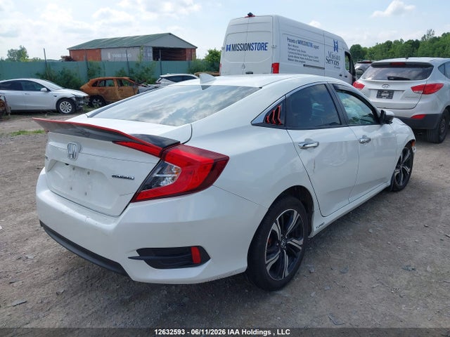 Honda Civic Touring 2017 2HGFC1F91HH102865 Image 4