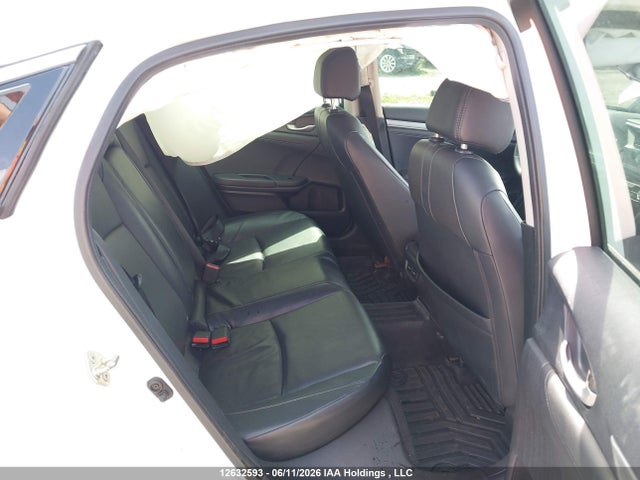 Honda Civic Touring 2017 2HGFC1F91HH102865 Image 8
