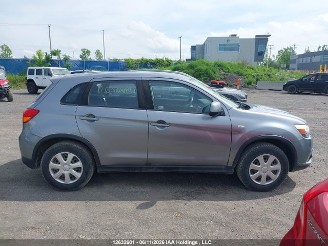 Продажа на аукционе авто 2016 Mitsubishi Rvr Se/es, vin: JA4AH3AU0GZ609265, номер лота: 12632601