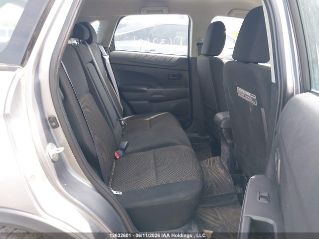 Продажа на аукционе авто 2016 Mitsubishi Rvr Se/es, vin: JA4AH3AU0GZ609265, номер лота: 12632601