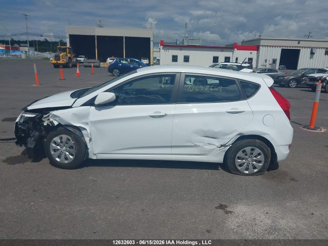 2017 Hyundai Accent Se მანქანა იყიდება აუქციონზე, vin: KMHCT5AE0HU333424, აუქციონის ნომერი: 12632603