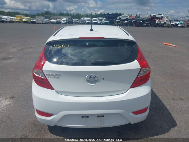 2017 Hyundai Accent Se მანქანა იყიდება აუქციონზე, vin: KMHCT5AE0HU333424, აუქციონის ნომერი: 12632603