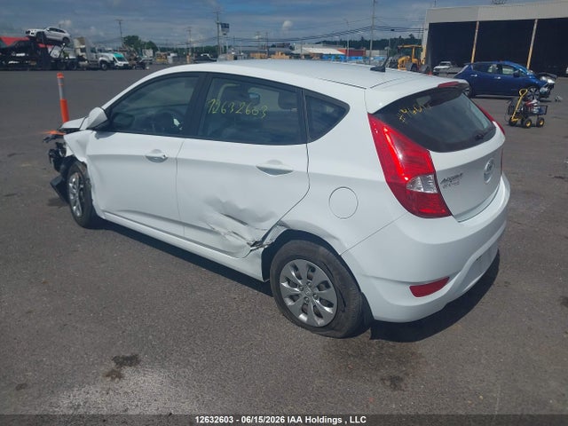2017 Hyundai Accent Se მანქანა იყიდება აუქციონზე, vin: KMHCT5AE0HU333424, აუქციონის ნომერი: 12632603