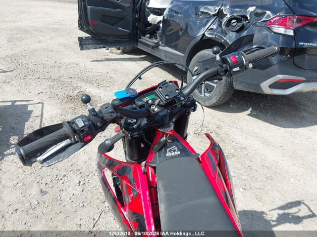 Продаж на аукціоні авто 2023 Ktm Sm700, vin: VBKGEV404PM747819, номер лоту: 12632610