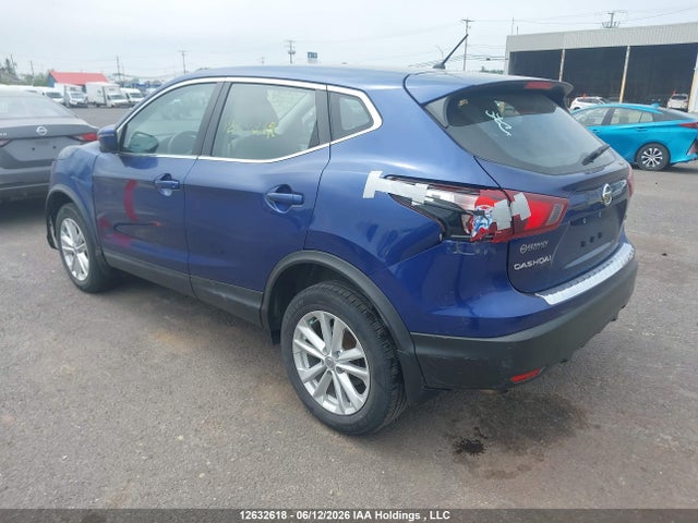 JN1BJ1CP8JW108596 Nissan QASHQAI