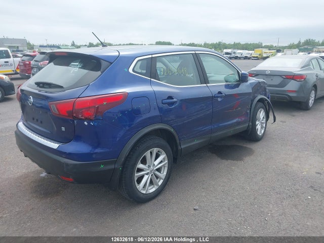JN1BJ1CP8JW108596 Nissan QASHQAI