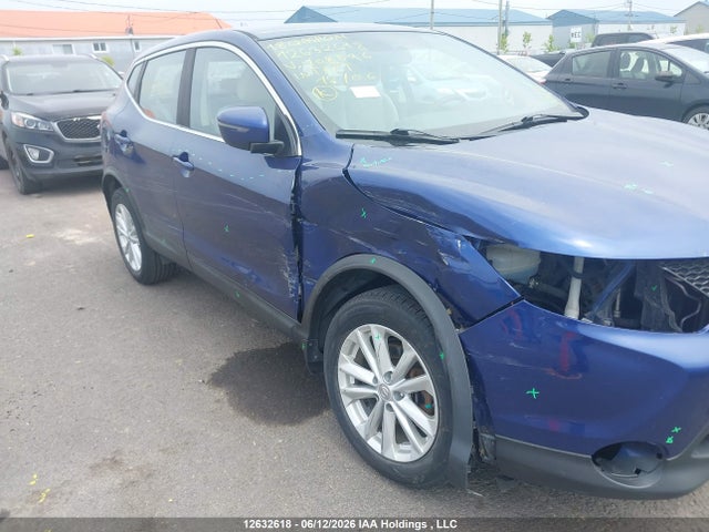 JN1BJ1CP8JW108596 Nissan QASHQAI