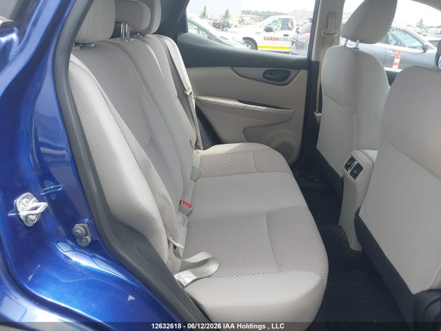 JN1BJ1CP8JW108596 Nissan QASHQAI